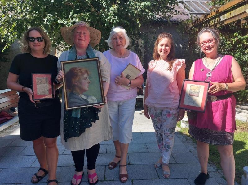 Shining the spotlight on a fantastic Birr poet