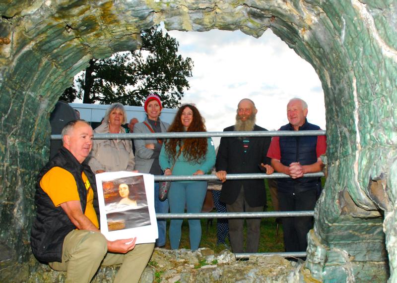 Glassmaking the ancient way in Shinrone for Heritage Week