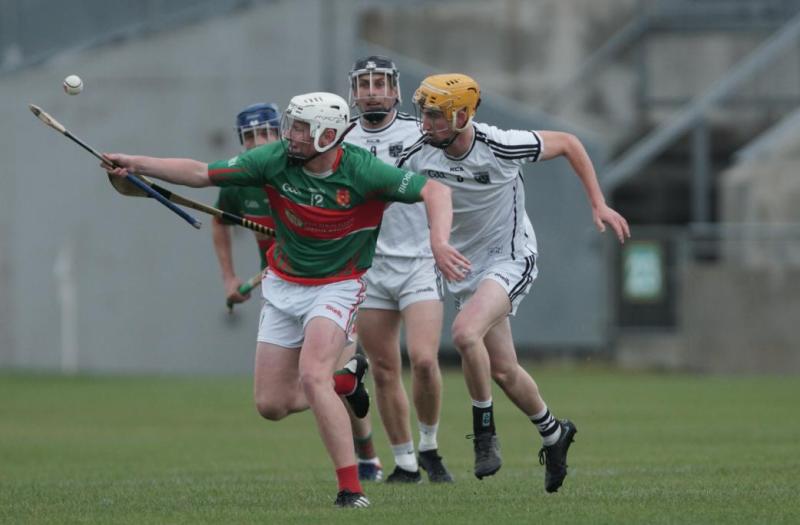 Wasteful Clara find form in second half to cruise into final