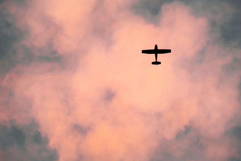 cloneyhurke airfield light airplane