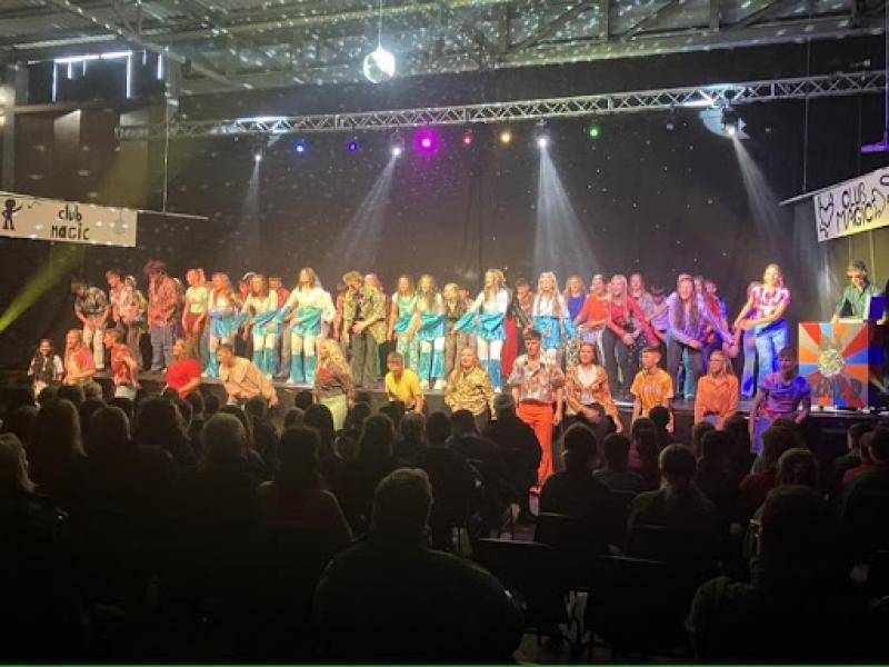 PICTURES: Col&aacute;iste Phobal Roscrea stage stellar musical 'Could It Be Magic'