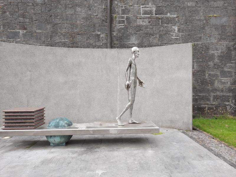 Statue at Tullamore Court House