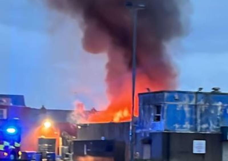 Tullamore supermarket building fire