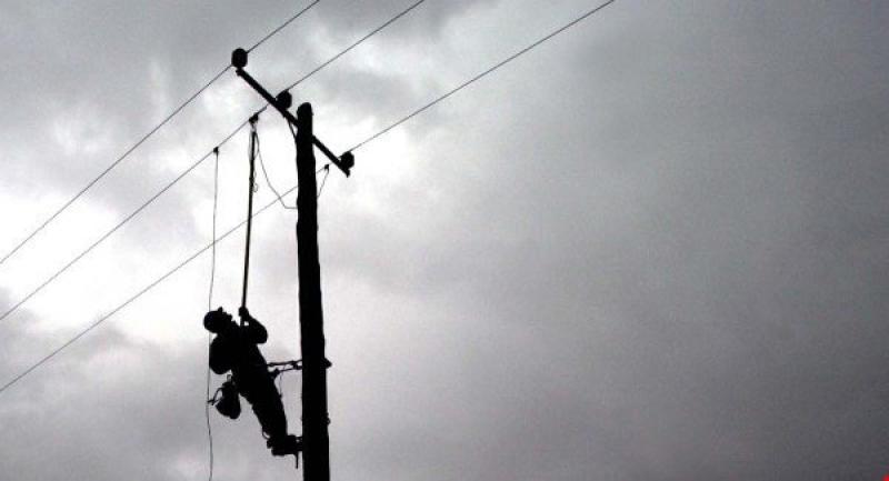 Fault leaves Offaly homes without power as Storm Agnes sweeps country
