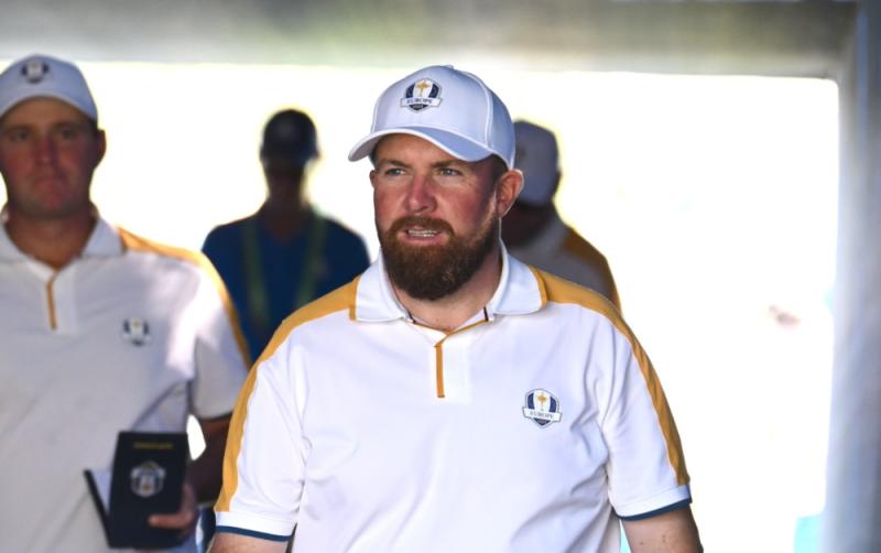 Shane Lowry in tears at Ryder Cup practice amid messages from home 