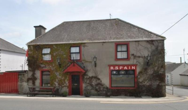 Landmark Shinrone pub on sale for &euro;295,000