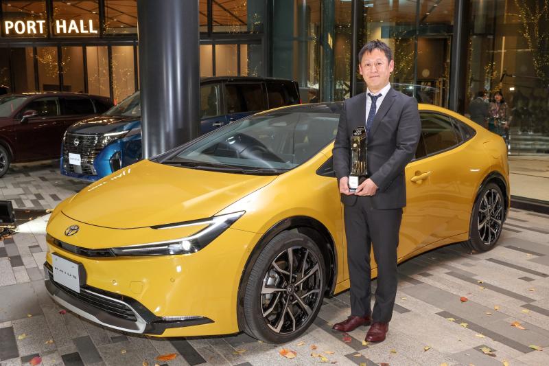 Toyota Prius wins Japan Car of the Year award