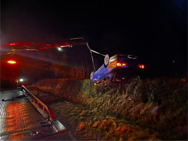 Lucky escape for Midlands driver as gardai respond to reports of car in ditch