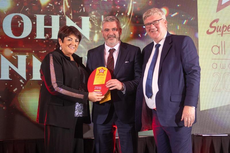 Pictured accepting&nbsp;the prestigious Franchisee of the Year Award&nbsp;from Pat and Una McDonagh&nbsp;at the Supermac&rsquo;s Annual All-Star Awards is John Kennedy of Supermac's Athlone, Ferbane and Birr.&nbsp;&nbsp;
