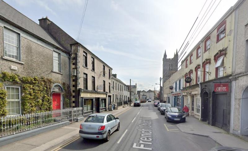 Woman stole handbag from Laois restaurant