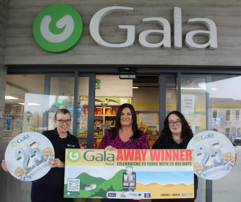 Lucky woman wins fabulous family holiday in her local Offaly store