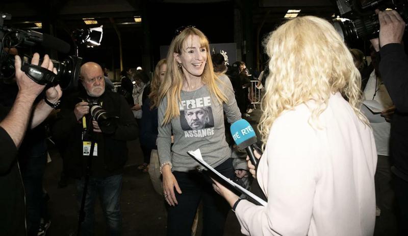 Journalists call out Clare Daly as she refuses to talk to RTÉ after losing MEP seat