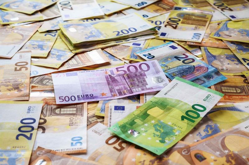 CHA-CHING! Carlow woman shocked as she wins &euro;200,000 on Today FM Cash Machine