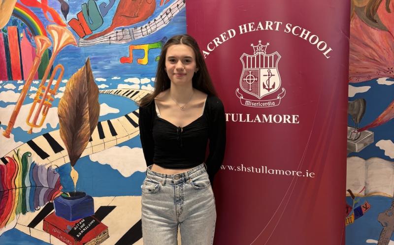 Anna Curry Naughton scholarship