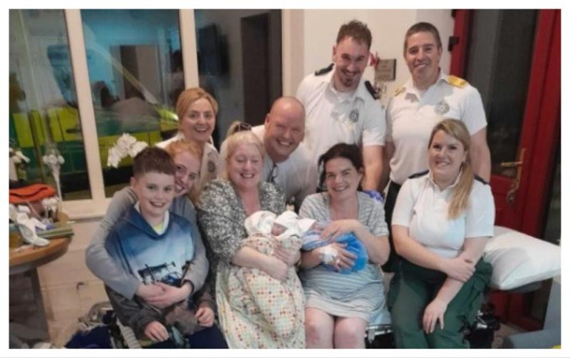 'You couldn't write it' - Chaos and joy as Offaly woman gives birth to twins in her kitchen