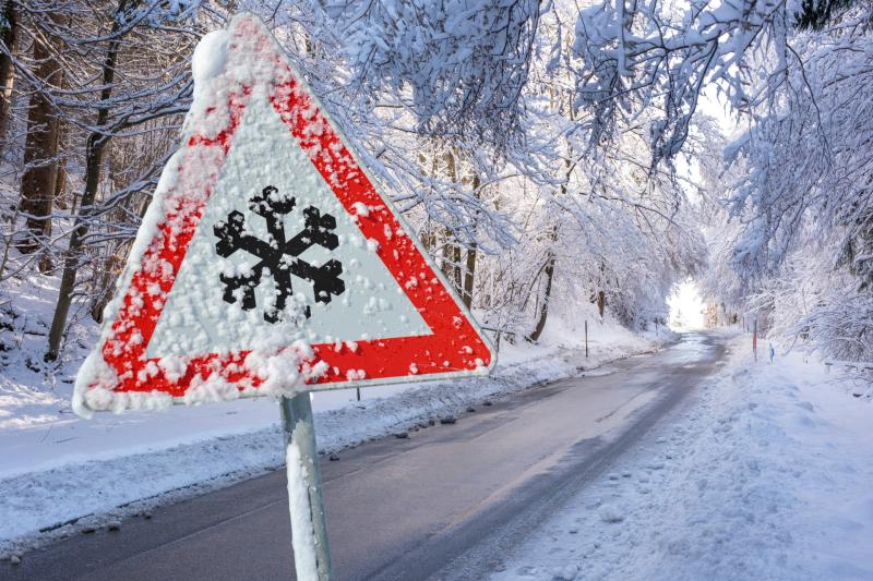 ALERT: Weather forecaster warns of 'significant and disruptive snowfall' for Ireland over the weekend