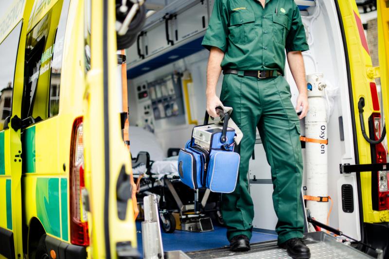Cyclist seriously injured after being struck by car in Tullamore