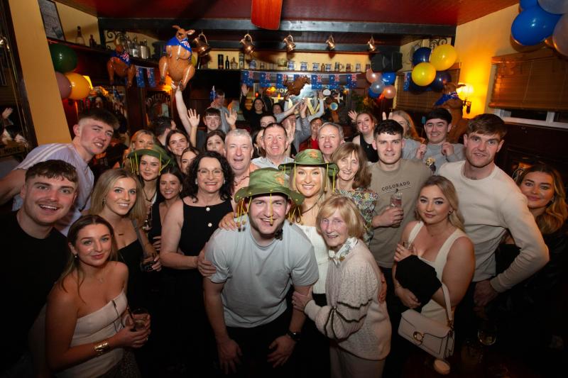 Big going away party in Tullamore as Emma and Billy set to move to Australia