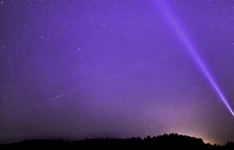 Aliens? Mystery over darting lights in sky over Offaly with locals baffled