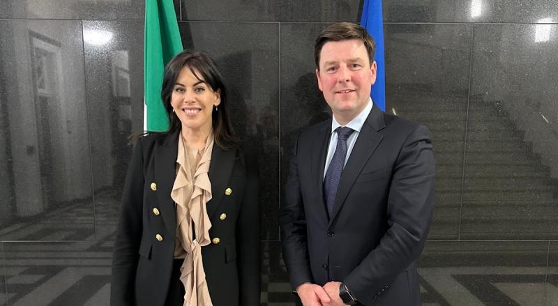 Offaly TD encourages people of Offaly to download HSE Health App