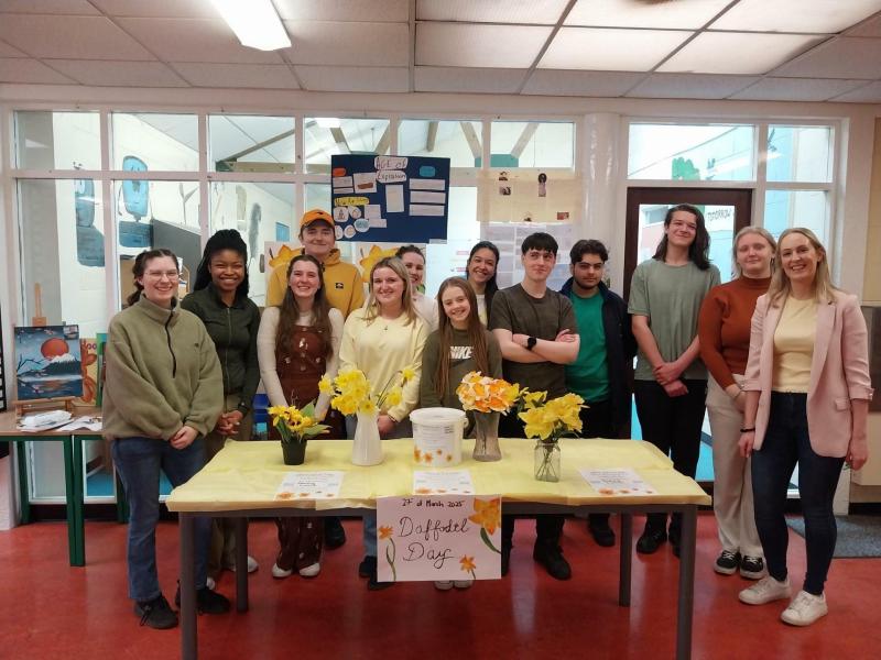 The Oaklands Student Council with Ms Finlay following a very successful Daffodil Day in support of the Irish Cancer Society.