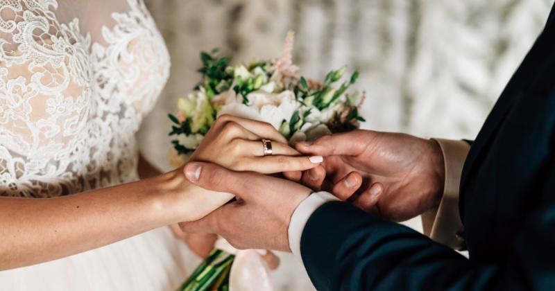 Woman repays money she dishonestly took for wedding reception in Laois