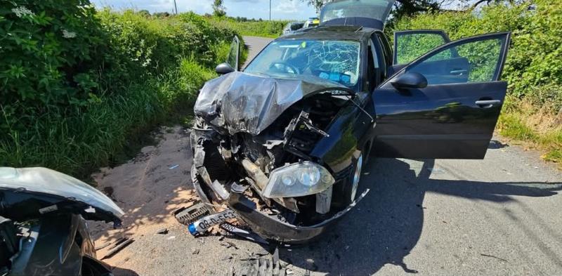 Three arrested in Laois after fleeing scene of crash 