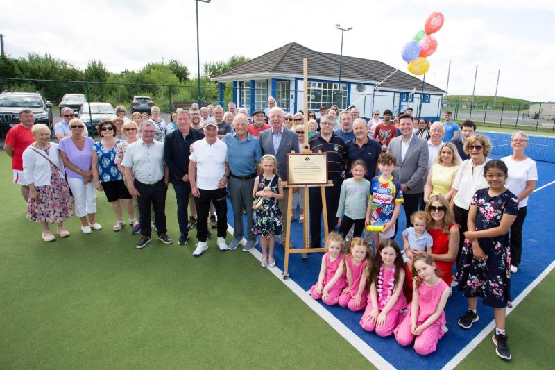 Anniversary of amazing Guinness World Record marked at Tullamore Tennis Club