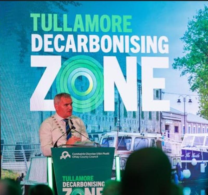 Cathaoirleach John Leahy addressing the crowd at the launch of Tullamore Decarbonising zone 