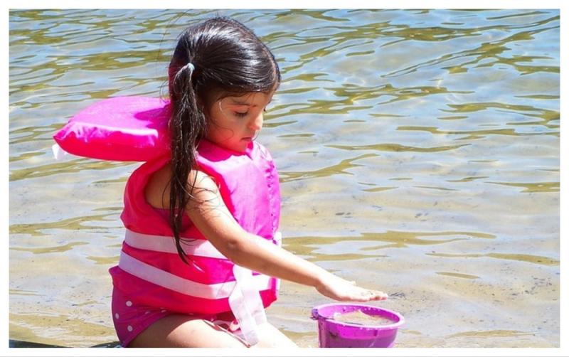 Hundreds of lifejackets for children and adults urgently recalled over drowning risk