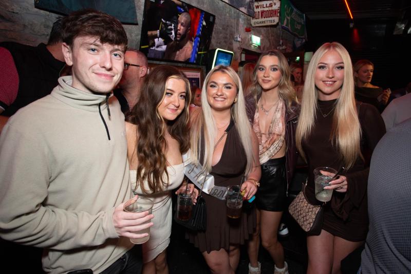 Friends join to celebrate birthday on night out in Tullamore