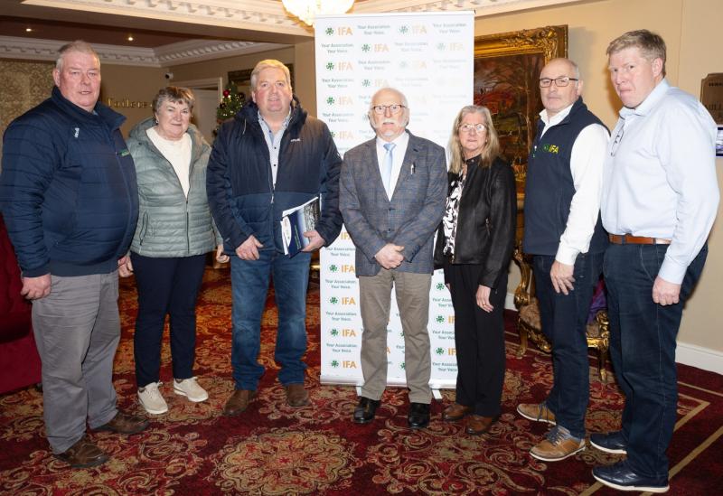 IFA national livestock chair Declan Hanrahan (third from left) with Offaly IFA chair Pat Walsh (centre) and other IFA representatives (Picture: Ger Rogers)