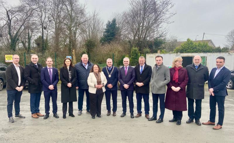 Minister turns sod on new  &euro;2-million Community Centre in Offaly