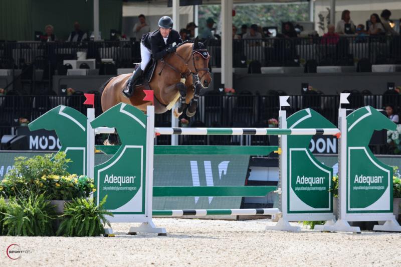 Offaly showjumper returns with a big win in five-star event 