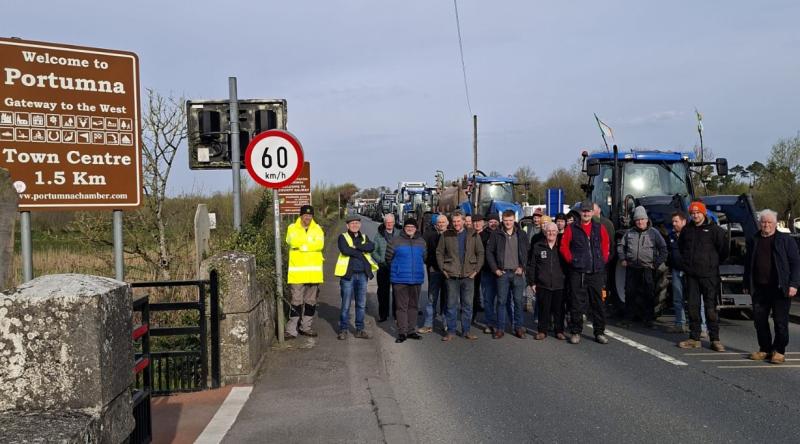 Fuel protesters block Portumna bridge on Tuesday 