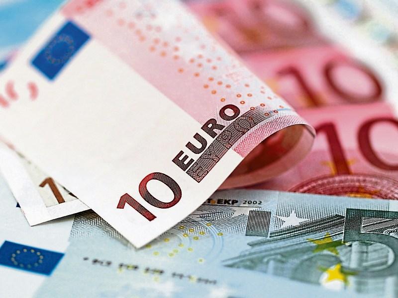 Gardai looking for owner of 'quantity of cash' found in Tullamore