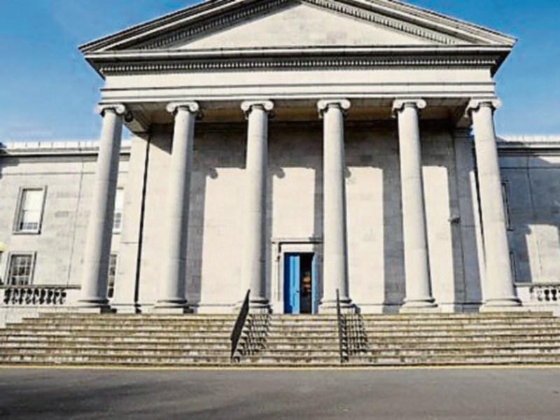 'Good dad' from Shannon caught with M16 tells court he stored gun for drug dealers over €12,000 debt