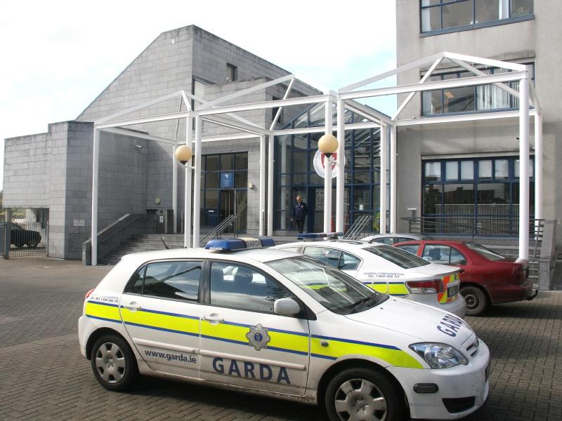 Limerick man fined for stealing beer and dildo