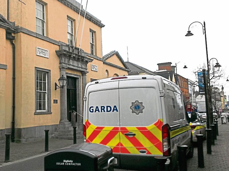 Portarlington man caught with knife in the street 