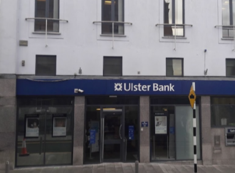 Ulster Bank High Street Tullamore closes its doors for the final time today April 21