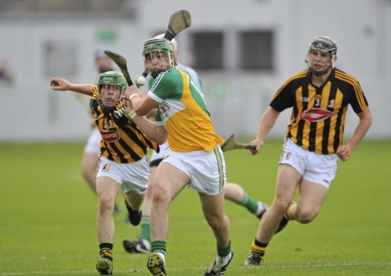 26 June 2013; Stephen Quirke, Offaly, in action against Jack Nolan, left, and Willie Phelan, Kilkenny. Bord G�is Energy Leinster GAA Hurling Under 21 Championship Semi-Final, Offaly v Kilkenny, O'Connor Park, Tullamore, Co. Offaly. Picture credit: Pat Murphy / SPORTSFILE *** NO REPRODUCTION FEE ***