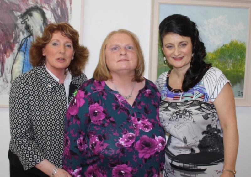 Minister Kathleen Lynch, Mary Guinan Artist, Angela Delaney CNS Link Centre