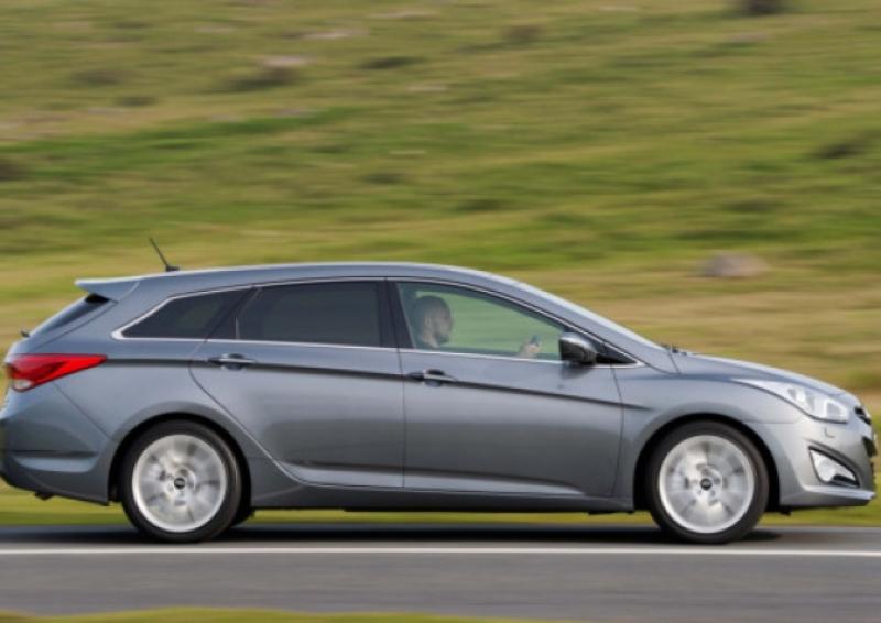 The new Hyundai i40 Sport Tourer Premium SE is priced from 27,465 pounds