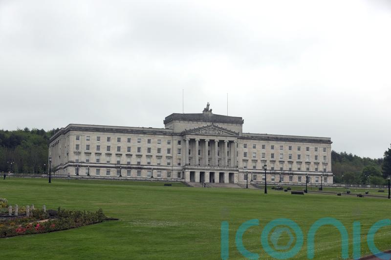 Stormont should be given some powers over setting income tax rate – report