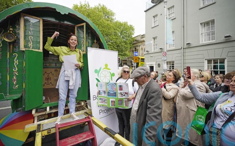 Travellers gather outside Leinster House to highlight crisis in mental health