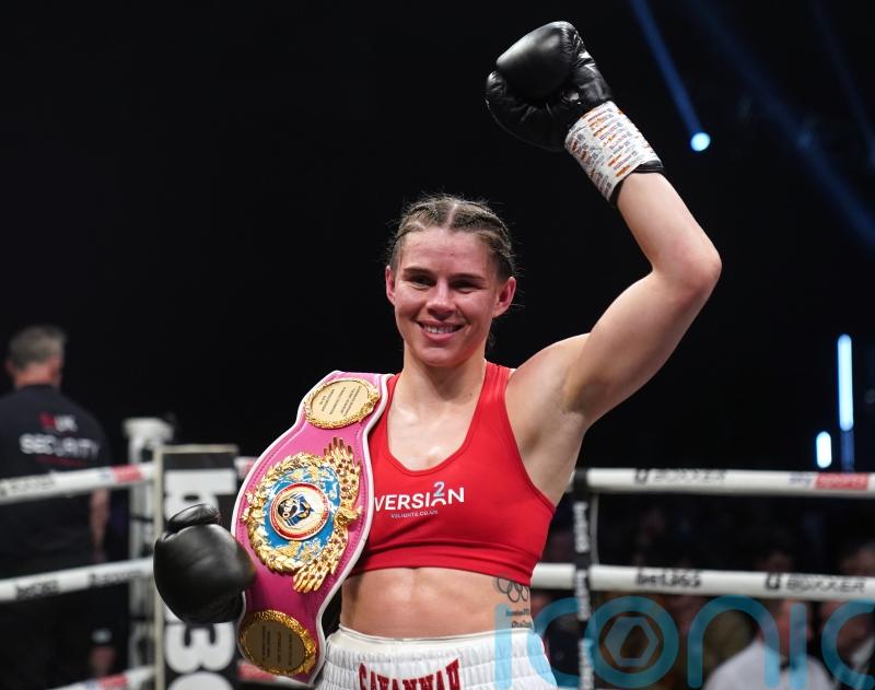 Not good for fighters – Savannah Marshall trainer unhappy with late cancellation