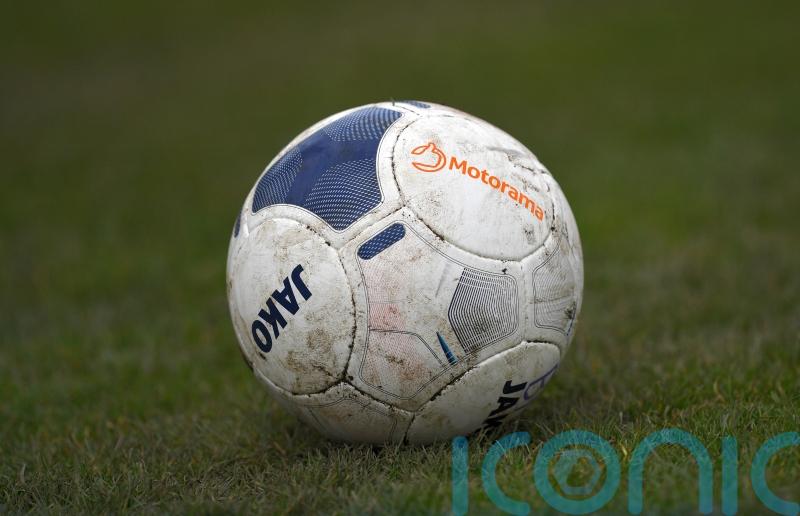 Marcus Dackers on the spot as 10-man Southend beat Wealdstone