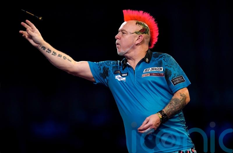 Peter Wright relieved to come through Dimitri van den Bergh quarter-final