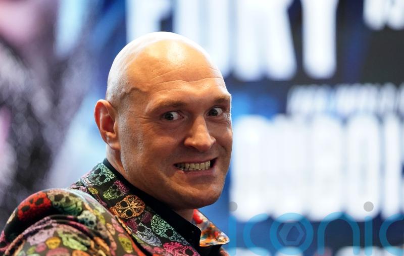 The big guys don’t want the smoke – Tyson Fury happy to take on Derek Chisora