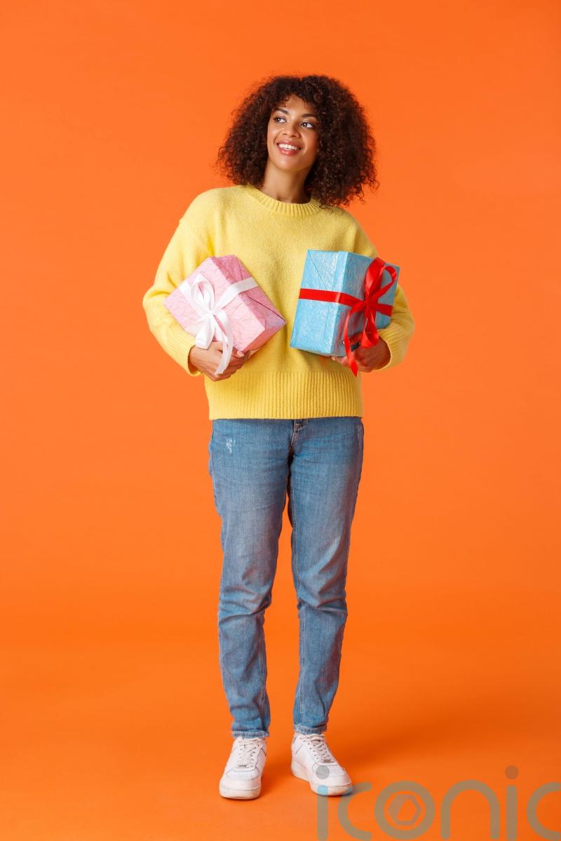 6 things to do right now to save money for Christmas